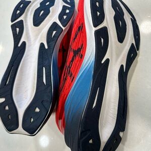 Men’s ASICS NovaBlast 3